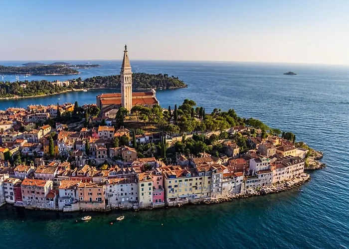 Apartment In Rovinj With Terrace, Air Condition, Wifi, Washing Machine